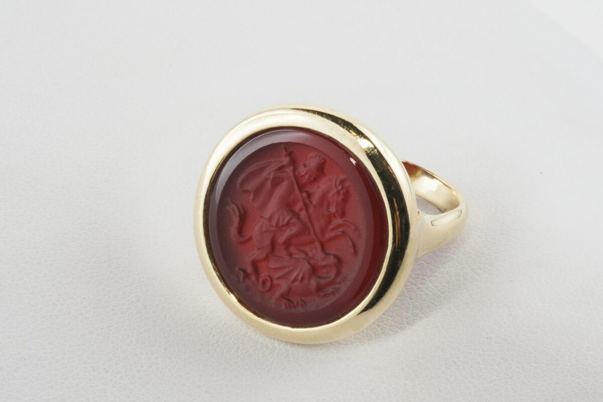Anello con Moneta Corniola | Gioielleria Montaldi